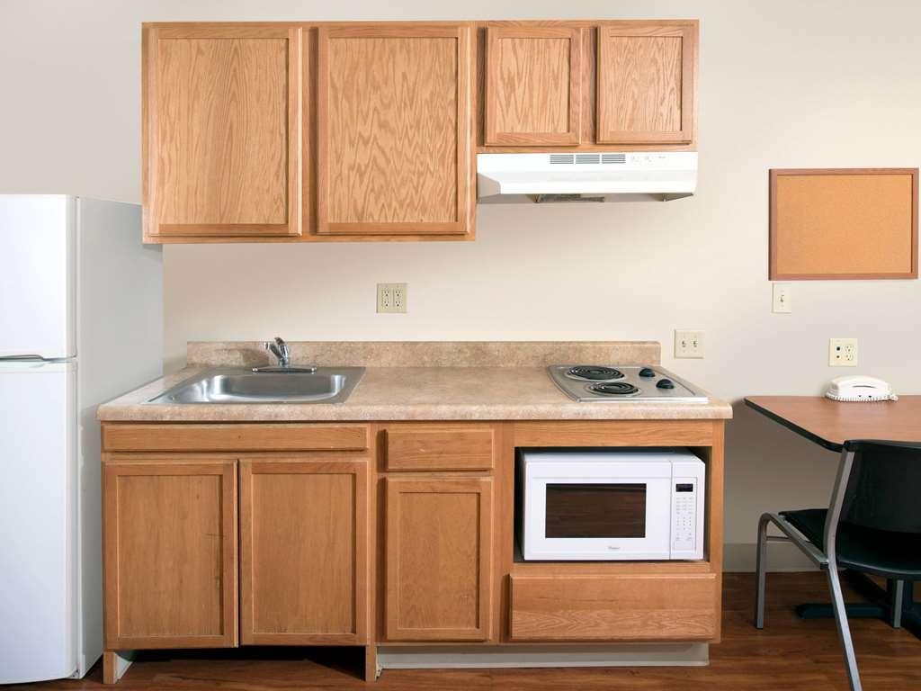Extended Stay America Select Suites - Wichita - North Zimmer foto